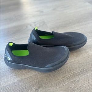 OOFOS Recovery Insoles Slip-On Shoes